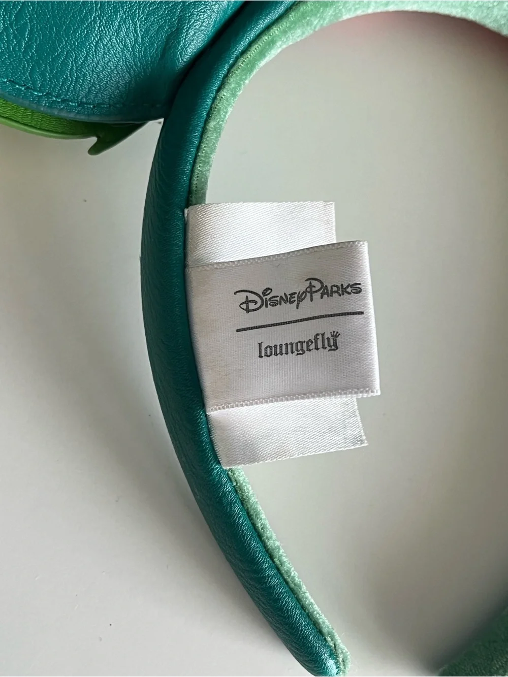 Disney Loungefly Mickey & Minnie Mouse Christmas Ears Headband Souvenir